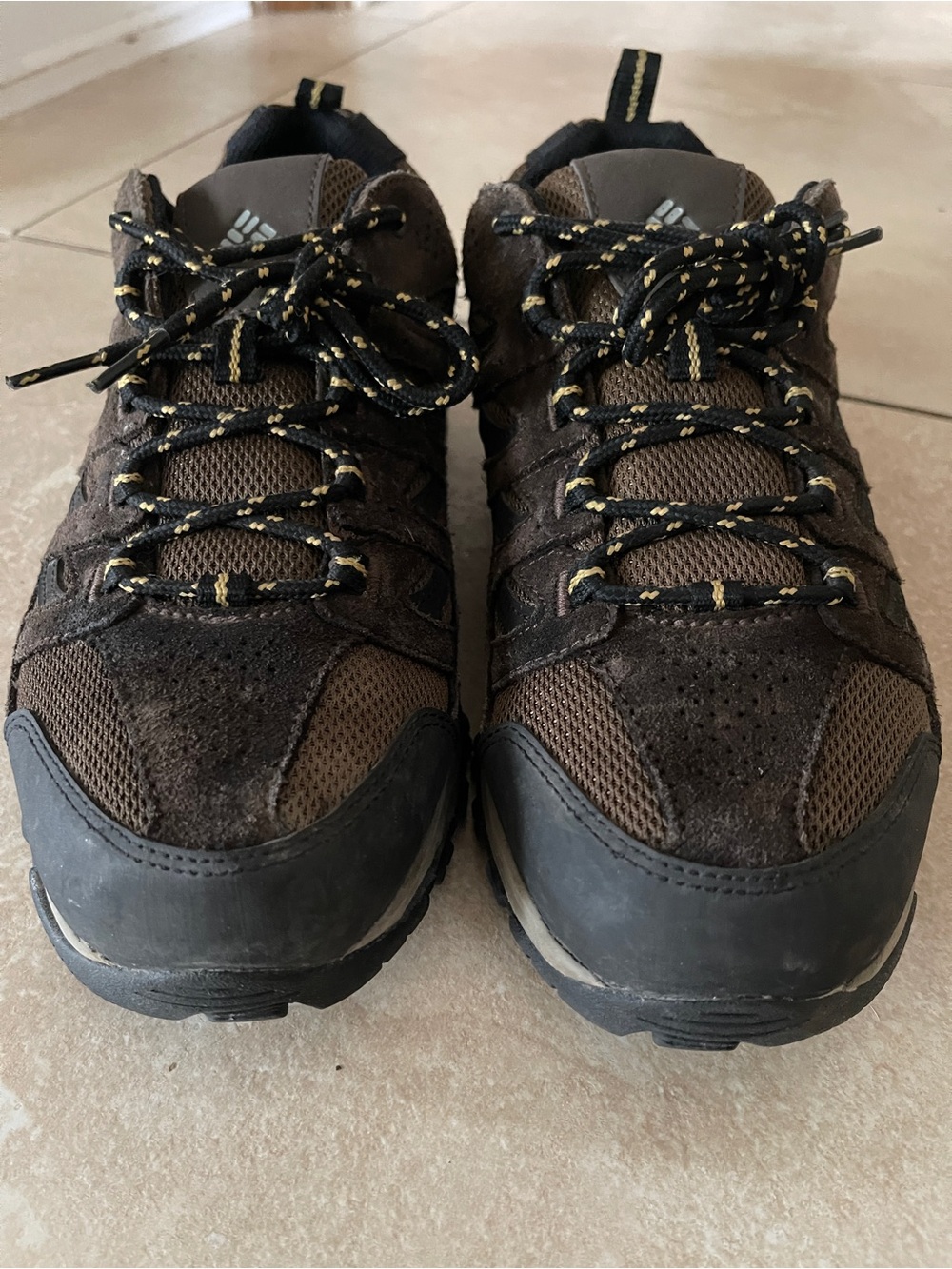 Columbia like New Brown and Black Men's Trail Sneakers with Yellow Accents